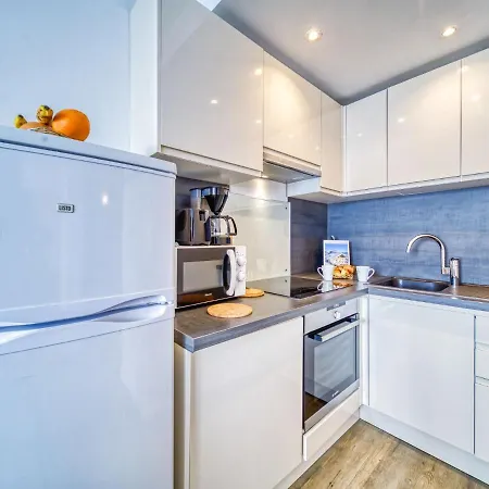 Les Olympiades-1 By Interhome Lägenhet